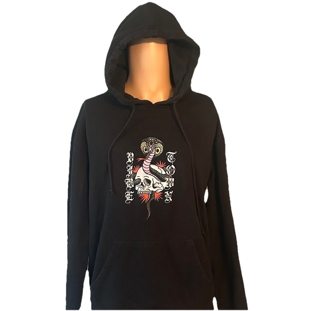 Vibe Town Black Hoodie Men's Medium Skull and Cobra Hoodie With Front Pocket